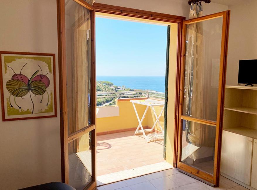 Capoliveri Appartamento Panoramico Con Terrazzo 외부 사진